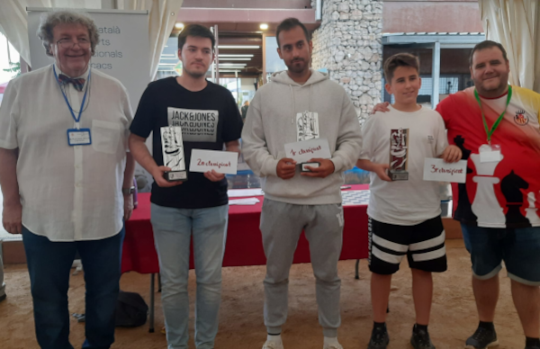 Gran jornada de ajedrez en Rubí en domingo de elecciones